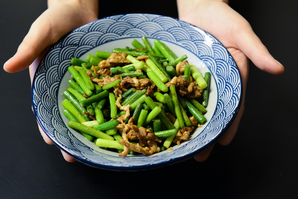 蒜苔炒肉末